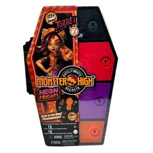 Monster High Skullltimate Secrets Neon Frights Toralei Doll Glows In The Dark